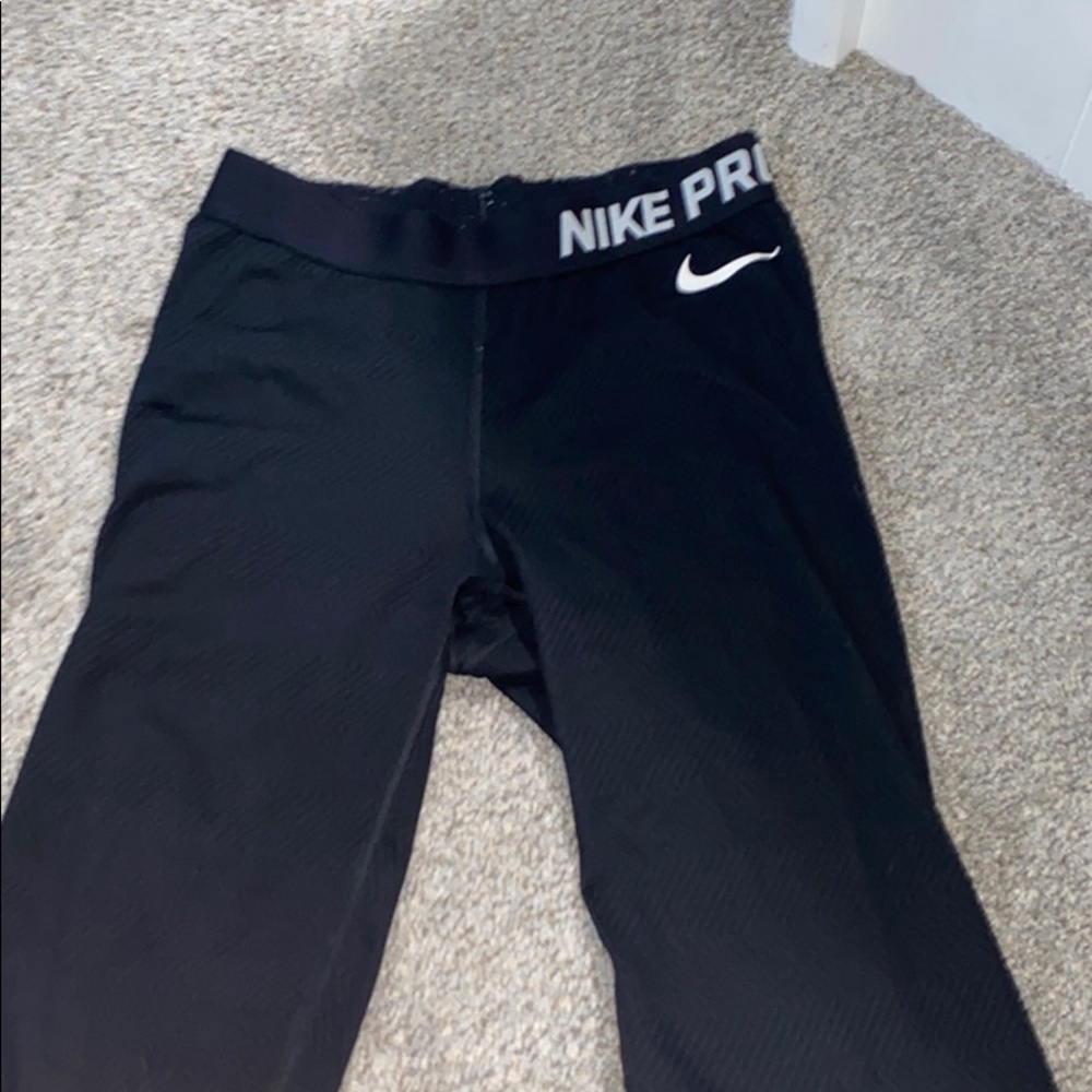 patterned nike leggings!